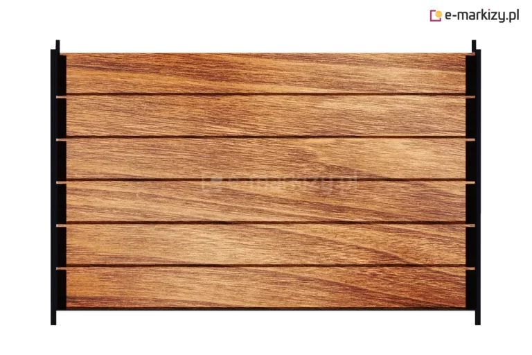 Drewniane deseczki, ruchome lamele, shutters, osłona boczna do pergoli, na taras i wielu innych miejsc wykonana z aluminiowych lameli pokrytych okleiną o barwie i wzorze drewna, z czarnym mechanizmem obrotowym.