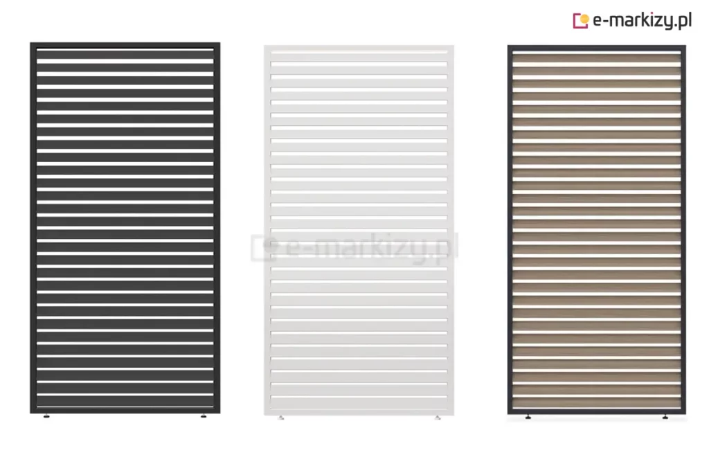 Grafika prezentuje zestawienie trzech pionowych paneli żaluzjowych dedykowanych do bocznej zabudowy pergoli Marlo, ukazujące dostępne warianty kolorystyczne konstrukcji i wypełnienia. Każdy z paneli posiada prostokątną ramę z licznymi, poziomymi lamelami ułożonymi w równych odstępach, które tworzą strukturę stałej przesłony przeciwsłonecznej. Pierwszy panel od lewej jest w całości wykonany w kolorze ciemnego antracytu, gdzie zarówno rama, jak i poziome listwy mają jednolity, matowy odcień. Środkowy panel przedstawia wersję całkowicie białą, o jasnym i czystym wykończeniu wszystkich elementów konstrukcyjnych. Trzeci panel po prawej stronie to wariant dwukolorowy, składający się z ciemnoantracytowej ramy oraz wypełnienia w postaci poziomych lameli o teksturze i kolorze naturalnego drewna w jasnym odcieniu dębu. Wszystkie moduły są przedstawione na białym tle, a u dołu każdego z nich widoczne są drobne elementy montażowe w formie stopek ułatwiających pozycjonowanie na podłożu.