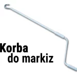 Korba do markiz tarasowych, przeznaczona do ręcznego sterowania rozwijaniem i zwijaniem poszycia. To praktyczne rozwiązanie stosowane w markizach bez napędu elektrycznego. Element posiada zakrzywiony uchwyt do wygodnego obracania oraz hak do połączenia z przekładnią markizy. Na zdjęciu widoczna pełna długość korby.
