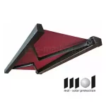 Czarno-czerwona markiza tarasowa w pełnej kasecie Moderno firmy Mol