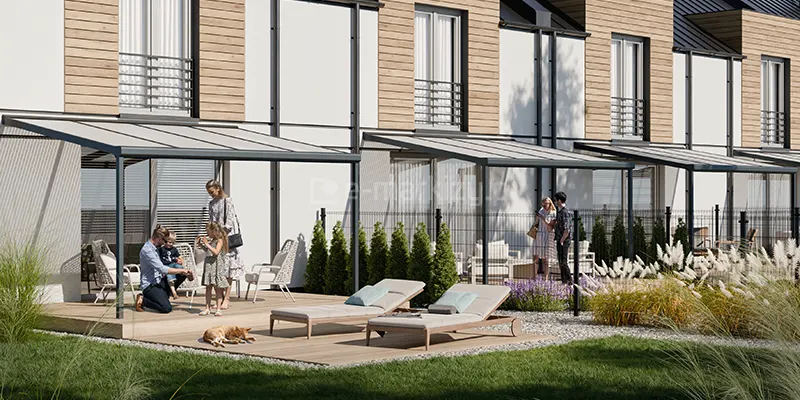 Nowoczesne budownictwo szeregowe, w którym sąsiadujące tarasy na parterze zadaszone zostały modelem Nebbiolo Deponti z konstrukcją w kolorze antracytowym z mlecznymi płytami poliwęglanowymi. Przed tarasem dwa leżaki oraz czteroosobowa rodzina i kot wylegujący się na deskach tarasu. W głębi widoczna pod zadaszeniem para. Wszystkie ogrody wypełnione wieloma roślinami nadającymi otoczeniu eleganckiego i swojskiego klimatu.