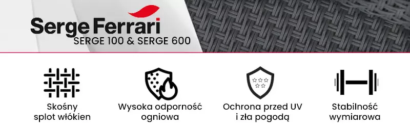 Infografika techniczna prezentuje kluczowe właściwości i zalety tkanin typu screen z serii Serge 100 oraz Serge 600 marki Serge Ferrari, stosowanych w systemach osłonowych Veranda V Ziiip. W górnej części obrazu znajduje się zbliżenie na strukturę materiału w kolorze ciemnoszarym, które uwidacznia gęsty, regularny splot techniczny. Poniżej umieszczono cztery ikony z opisami definiującymi parametry użytkowe tkaniny. Pierwsza ikona przedstawiająca przeplatające się linie odnosi się do skośnego splotu włókien, który zapewnia estetyczny wygląd i wytrzymałość. Druga ikona z tarczą i symbolem płomienia wskazuje na wysoką odporność ogniową materiału. Trzeci symbol, tarcza z gwiazdkami, opisuje skuteczną ochronę przed promieniowaniem UV oraz niekorzystnymi warunkami pogodowymi. Ostatnia ikona przedstawiająca hantel symbolizuje stabilność wymiarową, co oznacza, że tkanina zachowuje swój pierwotny kształt i napięcie nawet przy dużych obciążeniach mechanicznych i zmianach temperatur. Całość kompozycji ma charakter informacyjny i podkreśla zaawansowanie technologiczne oferowanych poszyć.