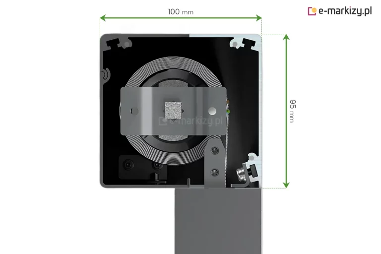 Przekrój boczny budowy kasety refleksola Ziiip 95 Selt z widoczną wewnątrz rurą nawojową z tkaniną oraz elementami budowy kasety. Ponad kasetą, od jej skrajnych krawędzi kaswty poprowadzono w górę przerywane linie, pomiędzy którymi zamieszczono zieloną dwukierunkową strzałkę. Nad strzałką napis "100 mm". Po prawej stronie, od górnej krawędzi kasety oraz zakończenia kasety na dole poprowadzono w bok przerywane linie, pomiędzy którymi zamieszczono zielona dwukierunkową strzałkę. Obok strzałki po prawej stronie napis "95 mm".