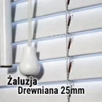 Żaluzja pozioma z lamelkami drewnianymi o szerokości 25mm