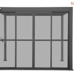 Zamykana zabudowa boczna pergoli Gloria w kolorze antracytowym wykonana z przesuwnych paneli poliwęglanowych. Konstrukcja składa się z czterech pionowych skrzydeł drzwiowych osadzonych w aluminiowych ramkach, które w pozycji zamkniętej tworzą pełną, transparentną ścianę. Każdy panel posiada poziomą poprzeczkę wzmacniającą umieszczoną w połowie wysokości, a wypełnienie stanowi lekko przyciemniany poliwęglan o gładkiej strukturze. Po lewej stronie górnej belki zamontowany jest mechanizm korbowy z wiszącym drążkiem do obsługi systemu. Całość stelaża, w tym słupy nośne i prowadnice, wykończona jest matowym lakierem w ciemnoszarym odcieniu, a przez przezroczyste wypełnienie widoczne są tylne podpory konstrukcji pergoli.