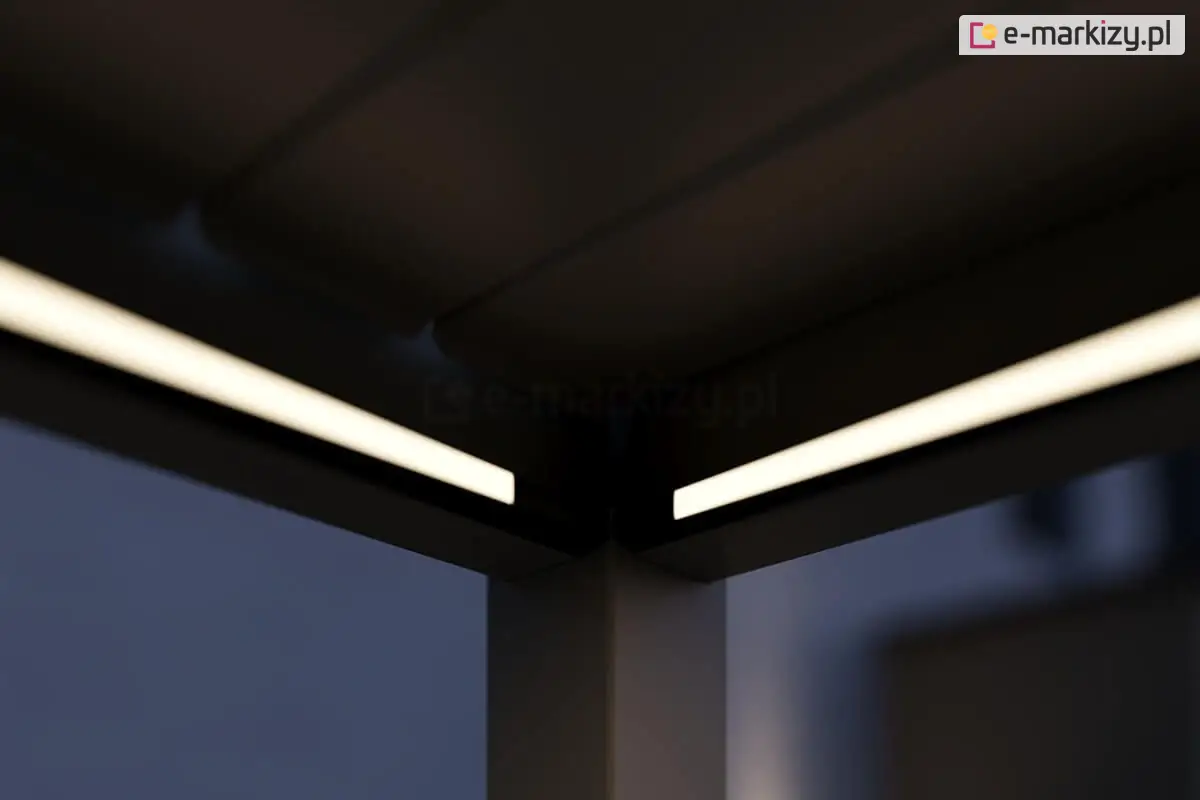 Zamknięty dach pergoli Marlo z obracanymi lamelami i wbudowanym oświetleniem LED – nowoczesna ochrona tarasu po zmroku.